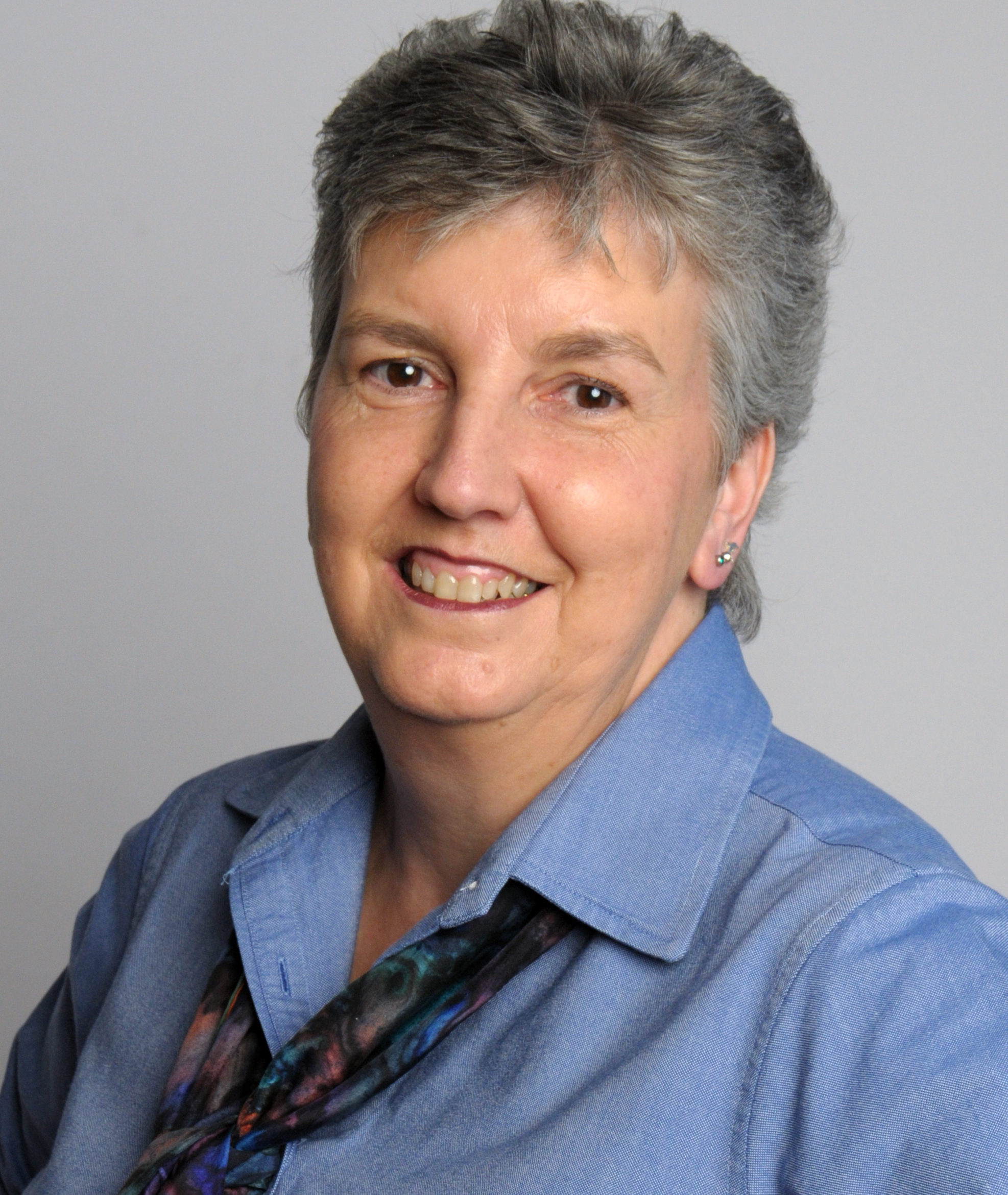 Carolyn M Evans